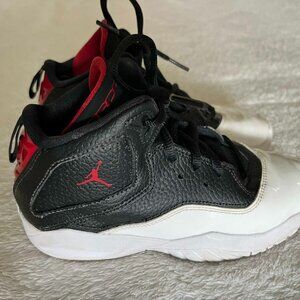 Nike Air Jordan B' Loyal Sneaker Kids Shoes size 1.5Y